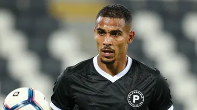 Orlando Pirates claimed a narrow 1-0 win over AmaZulu at Kings Park, maintaining an impressive unbeaten run of 21 games...